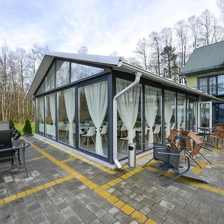 Forest Hotel Polis'ke Bagian luar foto