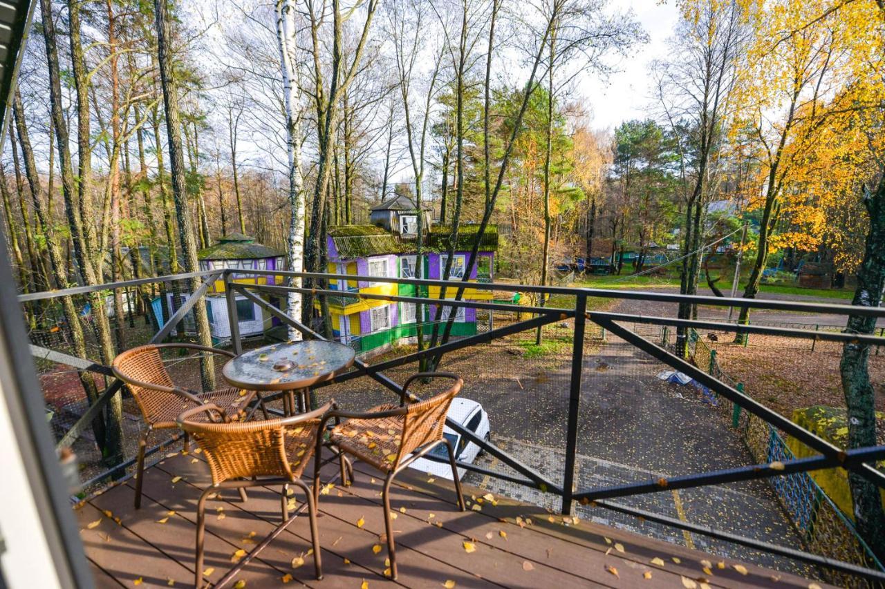 Forest Hotel Polis'ke Bagian luar foto